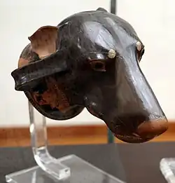 Rhyton en forme de tête de chien du Peintre de Brygos, Faléries, ca. -500