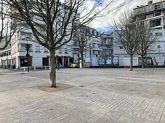 Image illustrative de l’article Place de l'Église-Sainte-Geneviève