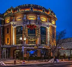 Description de cette image, également commentée ci-après