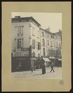 La place du côté de la rue Croix-Baragnon en septembre 1899 (Eugène Trutat, archives municipales).