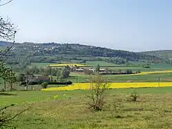 Plaine au pied de Villemus, dans le Sud-Ouest.