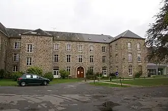 Plancoët : le siège de l'ancienne communauté de communes de Plancoët Val d'Arguenon.