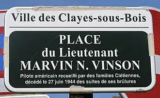 Plaque de la place du Lieutenant-Marvin-N.-Vinson.