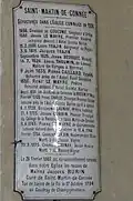plaques des sépultures dans l'église saint Martin de Connée