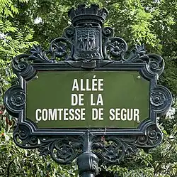 Voir la plaque.