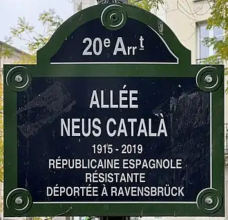Voir la plaque.