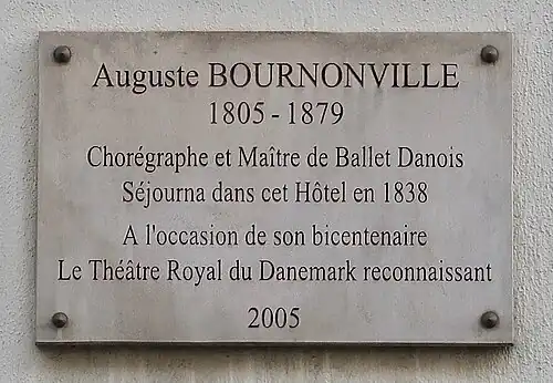 Plaque au no&nbsp;12.