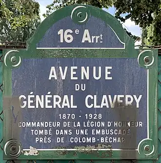 Voir la plaque.