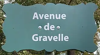 Voir la plaque.