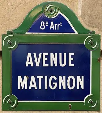 Voir la plaque.