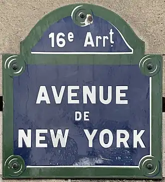 Voir la plaque.