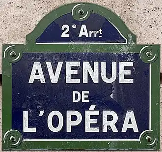 Voir la plaque.