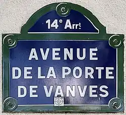 Voir la plaque.
