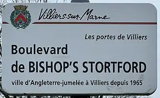 Plaque du boulevard de Bishop's Stortford (devenu boulevard Joséphine Baker en 2022).