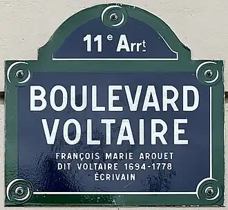 Voir la plaque.