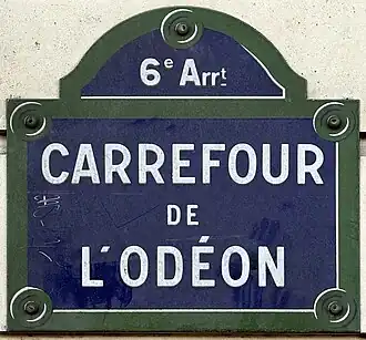 Voir la plaque.