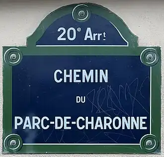 Voir la plaque.