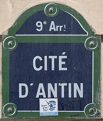 Voir la plaque.