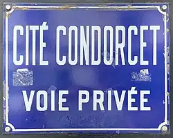 Voir la plaque.