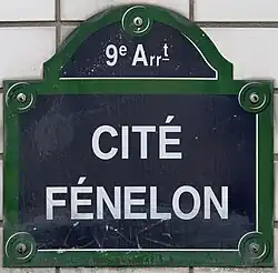 Voir la plaque.