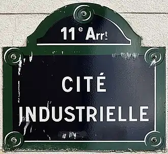 Voir la plaque.
