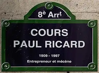 Voir la plaque.