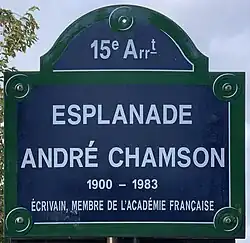 Voir la plaque.