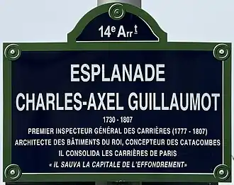 Voir la plaque.