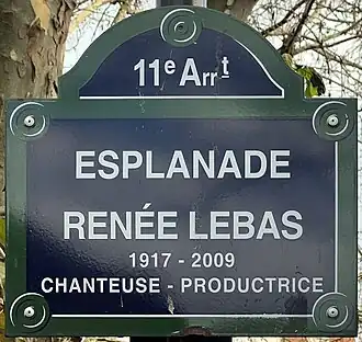 Voir la plaque.