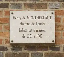 Plaque au no&nbsp;106.