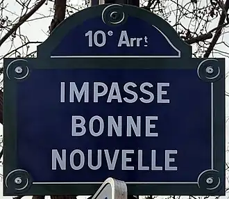 Voir la plaque.