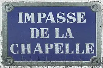Voir la plaque.