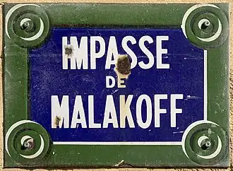 Voir la plaque.