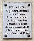 Plaque au no&nbsp;3 en hommage à Jean Rousseau et Claude Vié.