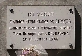 Plaque au n°2 rue Decamps (Paris).