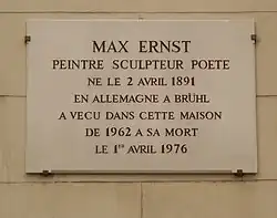 Plaque mémorielle apposée au no&nbsp;19 rue de Lille à Paris.