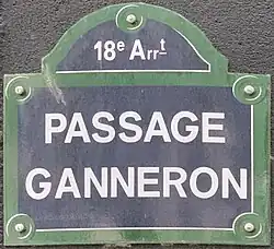Voir la plaque.