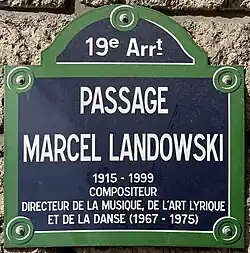 Voir la plaque.