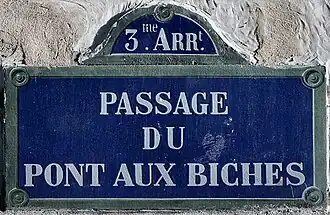 Voir la plaque.