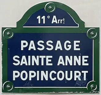 Voir la plaque.