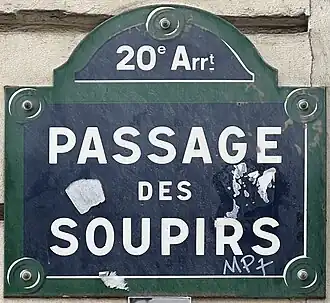 Voir la plaque.