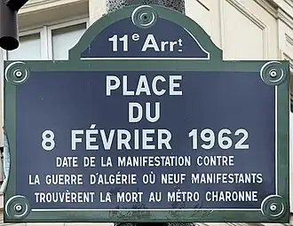 Plaque de rue de la place du 8-Février-1962.