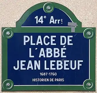 Voir la plaque.