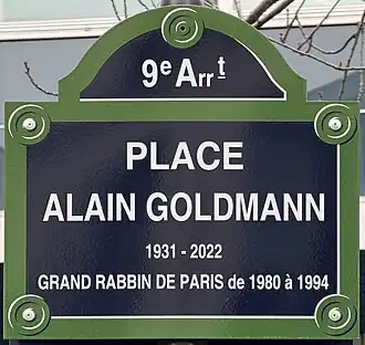 Voir la plaque.