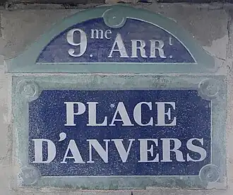Voir la plaque.