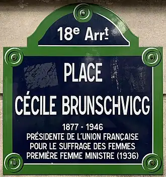 Voir la plaque.
