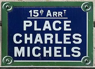 Voir la plaque.