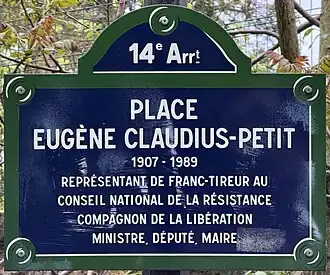 Voir la plaque.