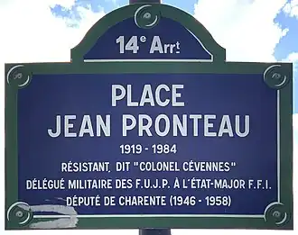 Voir la plaque.