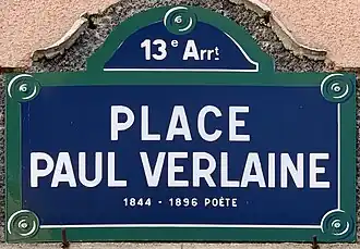 Voir la plaque.